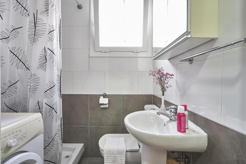 Bebarceloner Sant Andreu Apartments - 1 Bedroom Kültér fotó