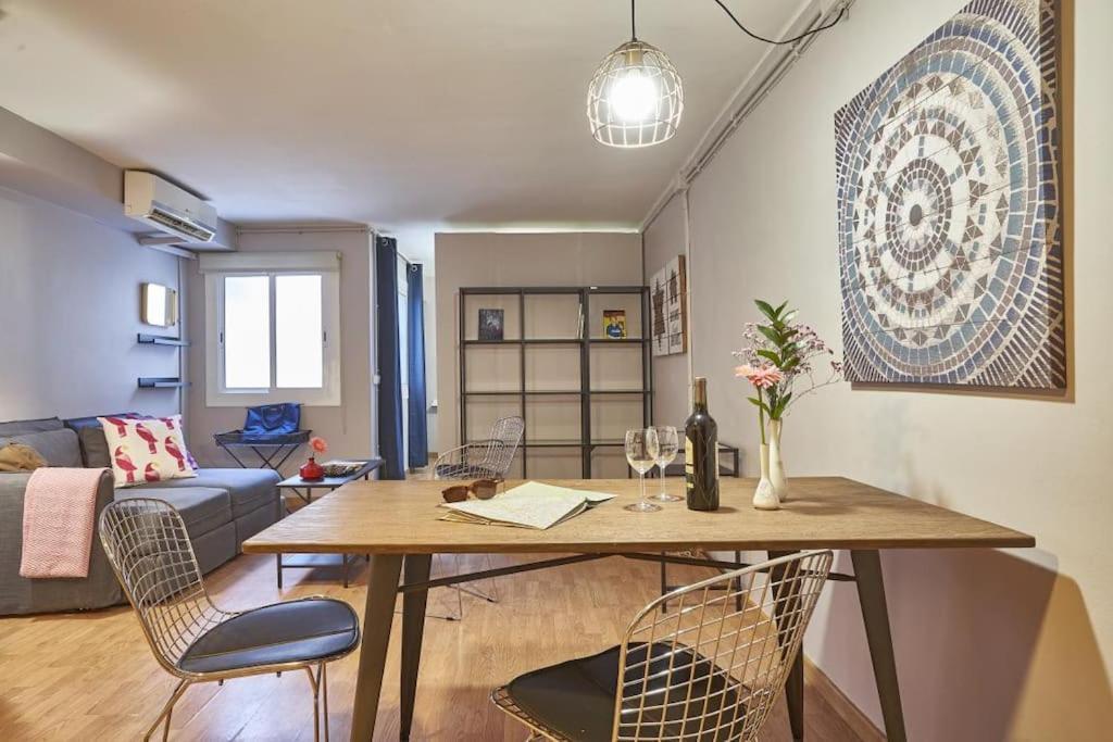 Bebarceloner Sant Andreu Apartments - 1 Bedroom Kültér fotó