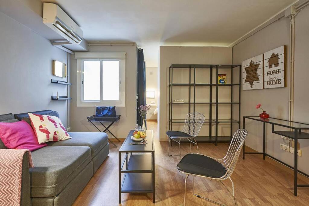 Bebarceloner Sant Andreu Apartments - 1 Bedroom Kültér fotó