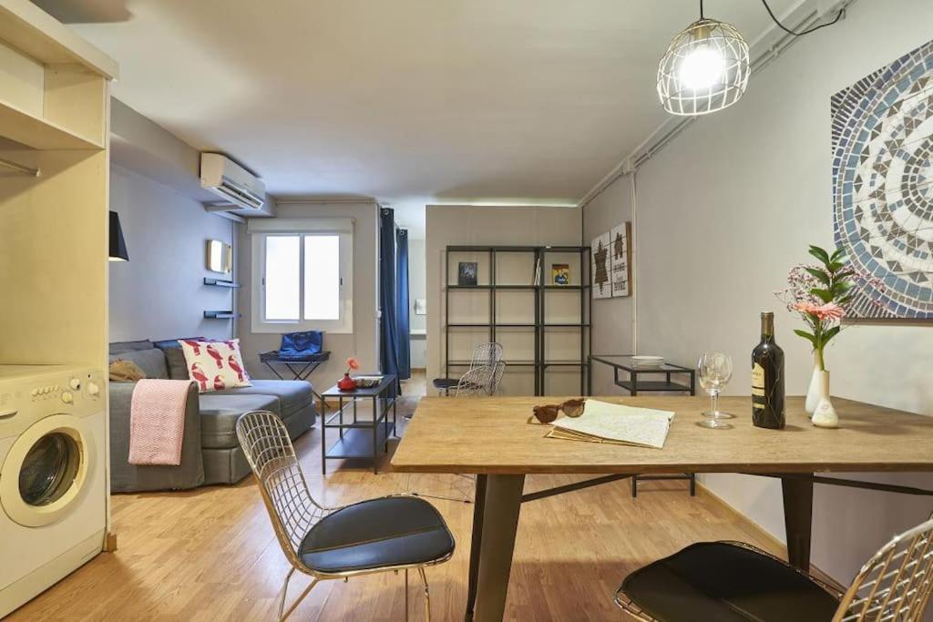 Bebarceloner Sant Andreu Apartments - 1 Bedroom Kültér fotó