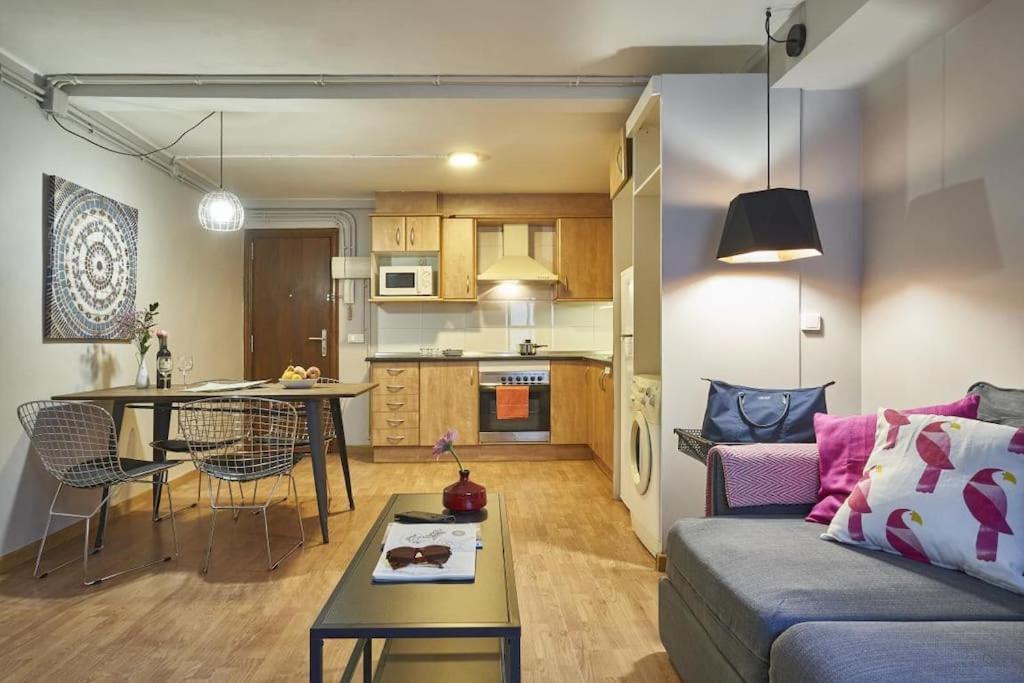Bebarceloner Sant Andreu Apartments - 1 Bedroom Kültér fotó